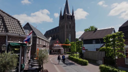Wereldbedrijf in een boerendorp: hoe Veldhoven voorgoed veranderde door ASML.