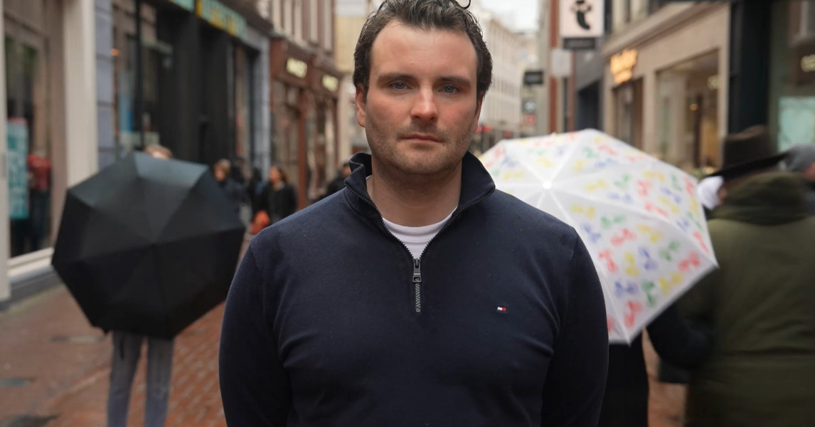 Jur moest alles opnieuw leren, over zichzelf en Nederland: ‘Ik verbaas