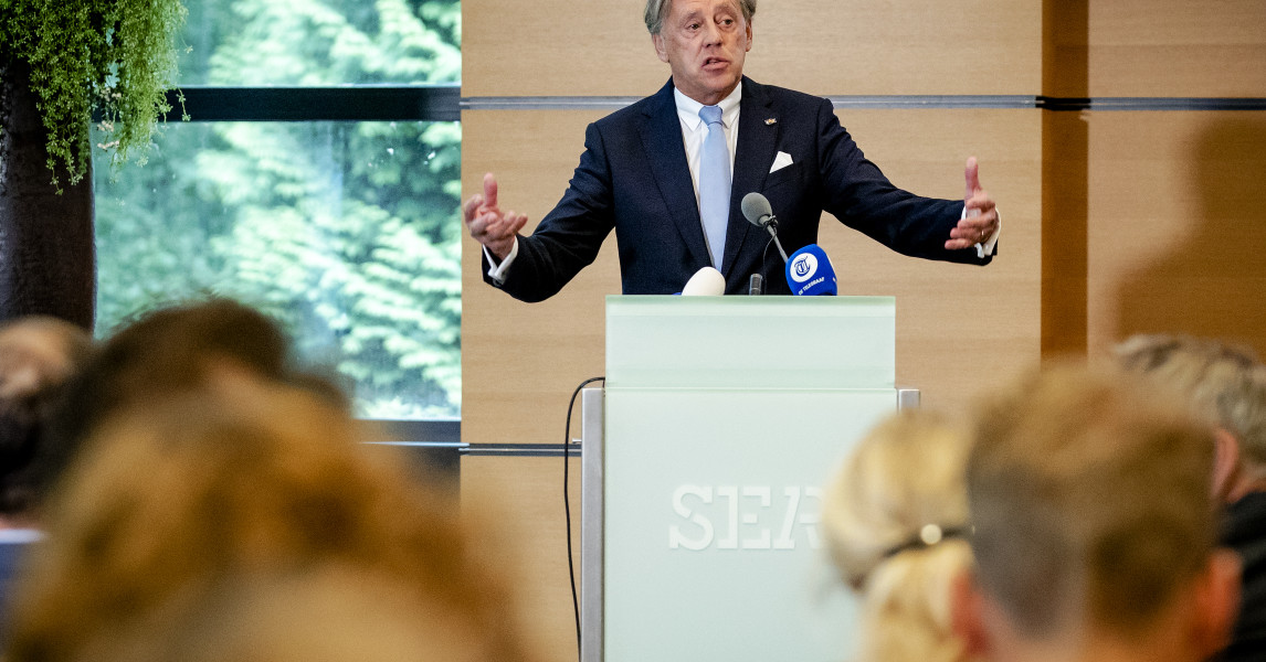 Nijpels: ‘Ieder fatsoenlijk mens zou bezorgd moeten zijn om het klimaat ...