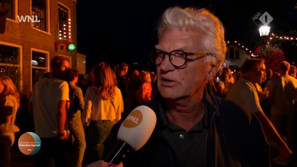 Omstanders in Abcoude na de dood van Lisa.