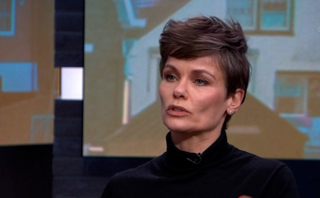 Actrice Angela Schijf in Goedemorgen Nederland op NPO 1.