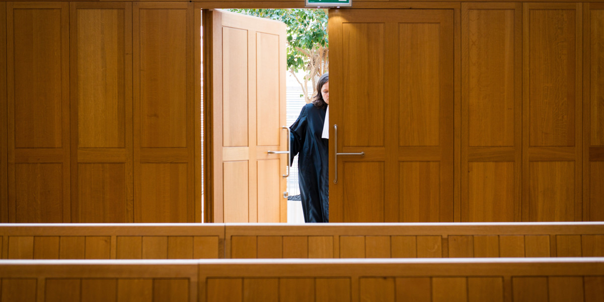 Verdachte uit azc Dronten zwijgt over plannen terreuraanslag