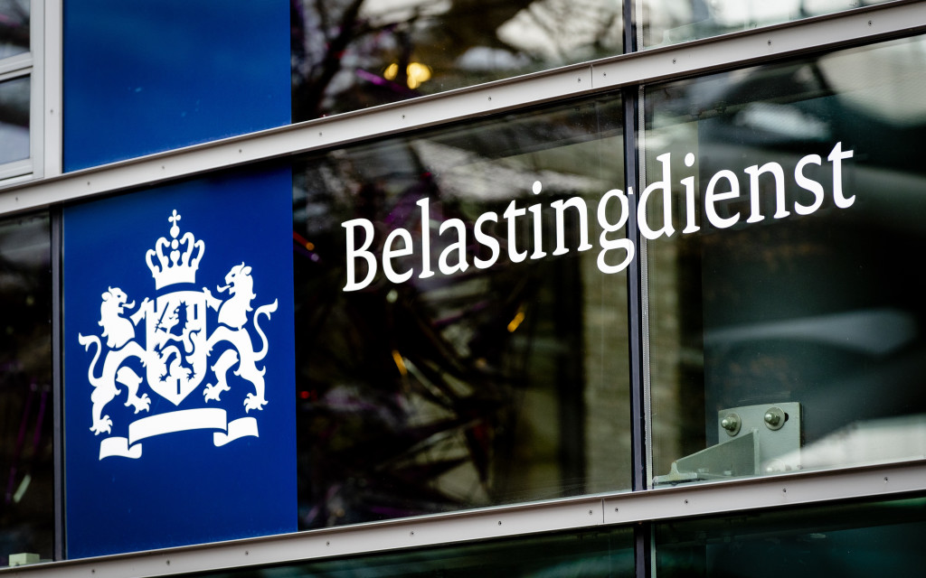 Exterieur hoofdkantoor van de Belastingdienst.