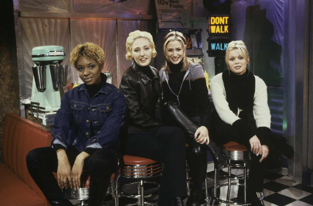 Sylvana Simons, Isabelle Brinkman, Fabienne de Vries en Bridget Maasland tijdens hun tijd bij TMF.