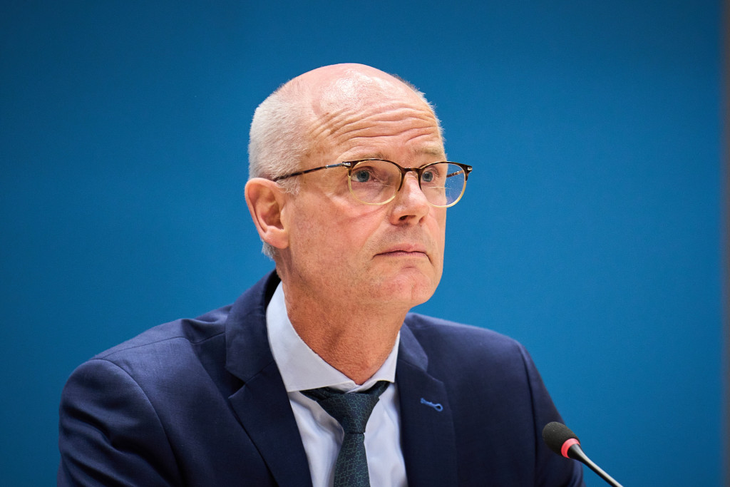Stef Blok waarschuwt EU-leiders voor fraude met belastinggeld: 'Altijd kwetsbaar voor duistere praktijken'