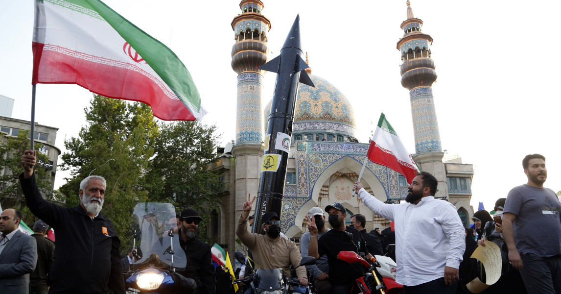 Rode Halve Maan: 555 mensen omgekomen in Iran sinds begin oorlog | WNL