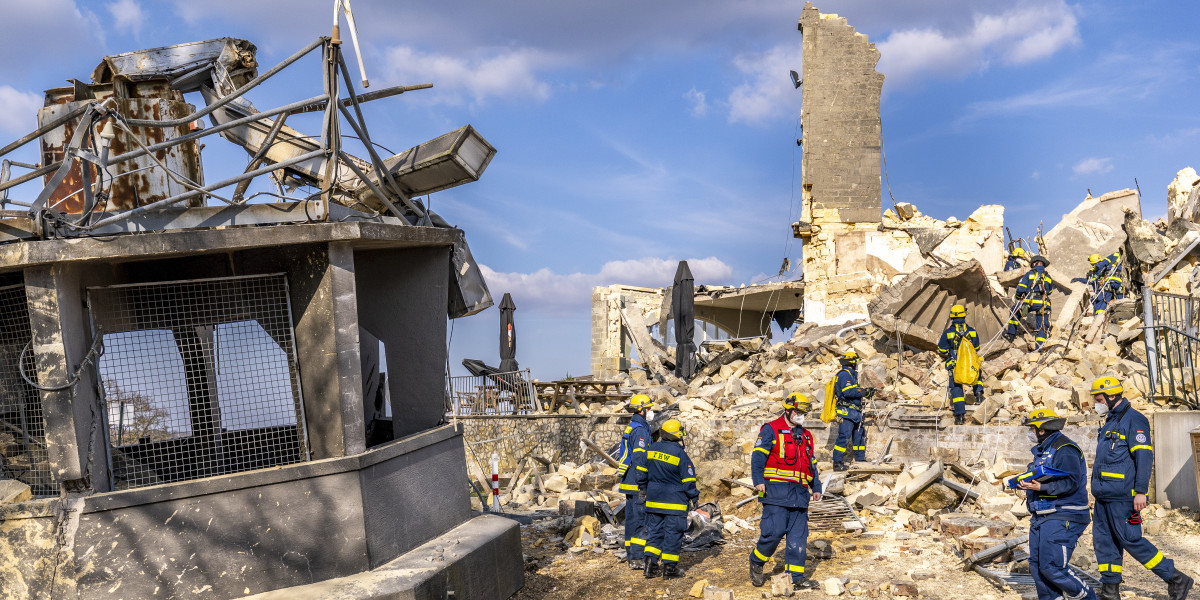 Aangeslagen burgemeester reageert op instorting toren: 'Is voor Valkenburg als de Eiffeltoren voor P