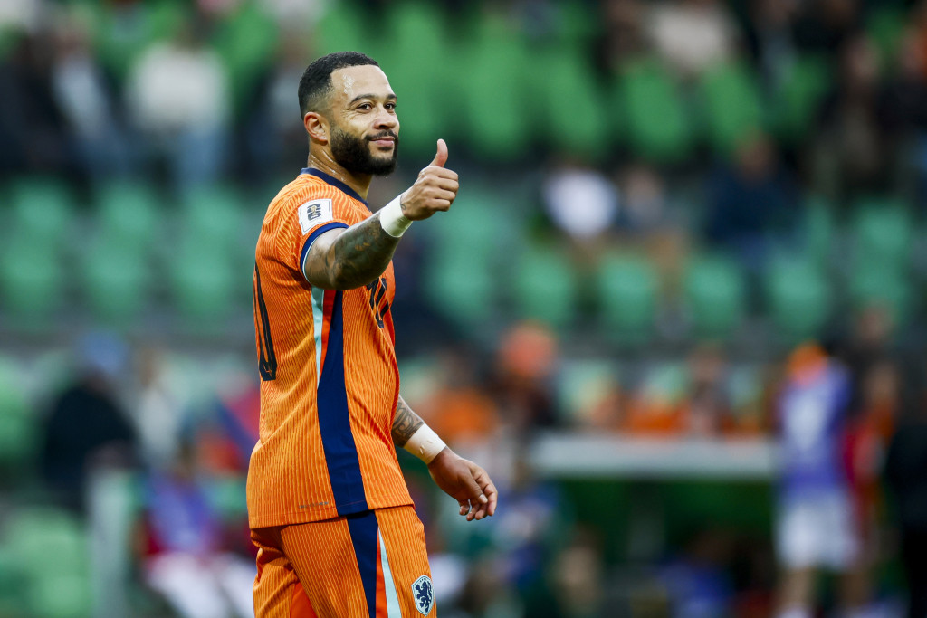 Memphis Depay na zijn 50e goal voor Nederland.