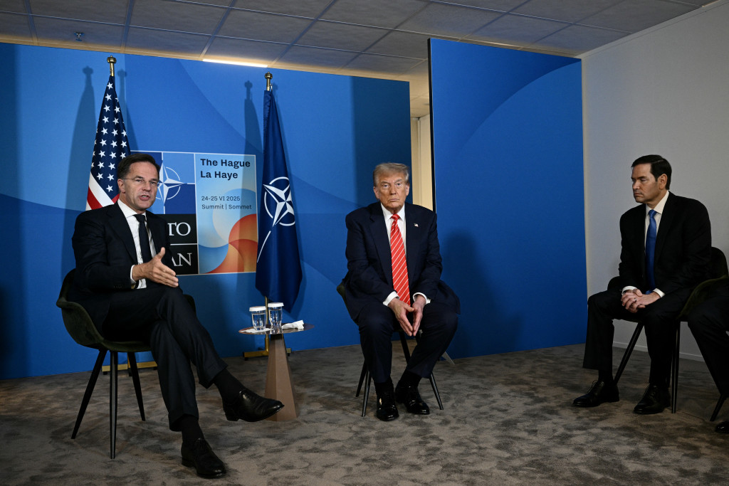 Mark Rutte, Donald Trump en Marco Rubio.