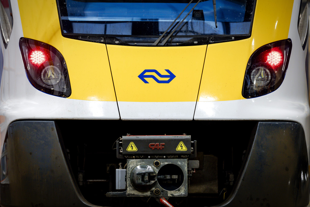 NS verhoogt prijs treinkaartjes volgend jaar met bijna 5 procent | WNL