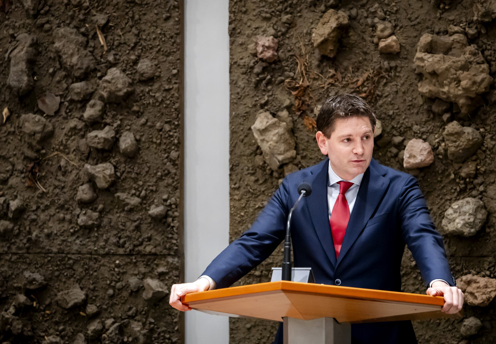 D66-fractievoorzitter Jan Paternotte: 'Minister moet ingrijpen bij Ongehoord Nederland'