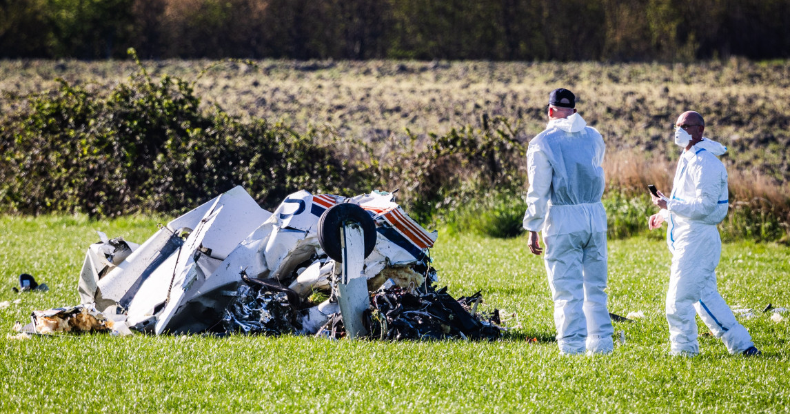 Dode bij crash met sportvliegtuigje in Zeeland | WNL