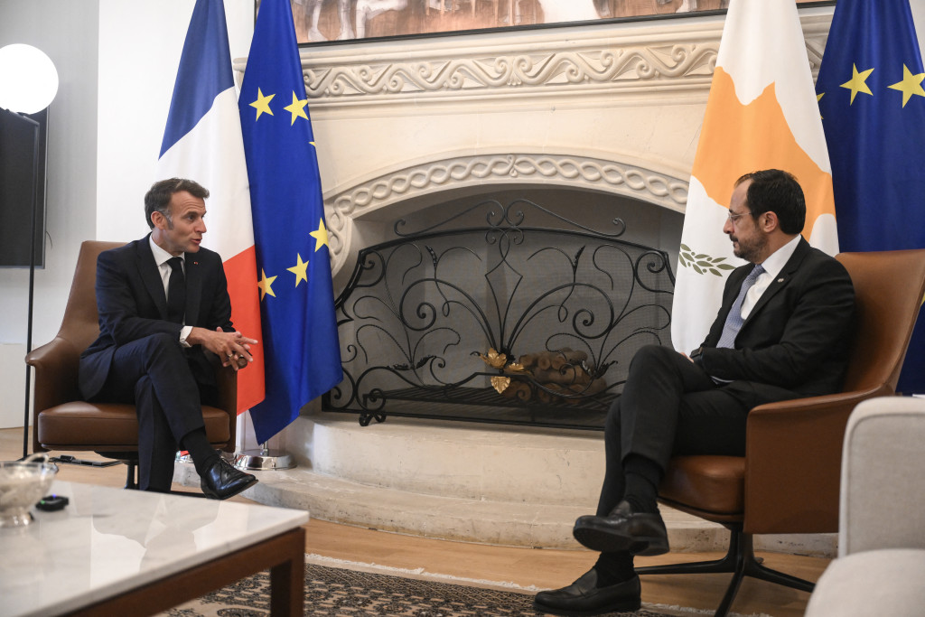 EU-correspondent Alexander Bakker ziet weinig actie rond Europese defensiesamenwerking: 'Nog niet één kogel opgeleverd'