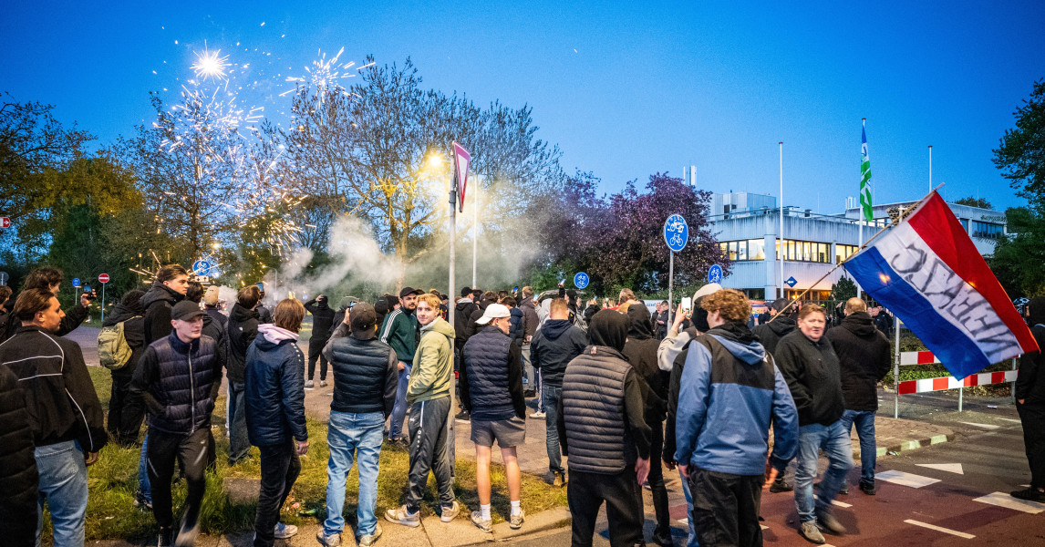 Rellen in Loosdrecht mogelijk kantelpunt in asieldiscussie, zegt Sjuul ...