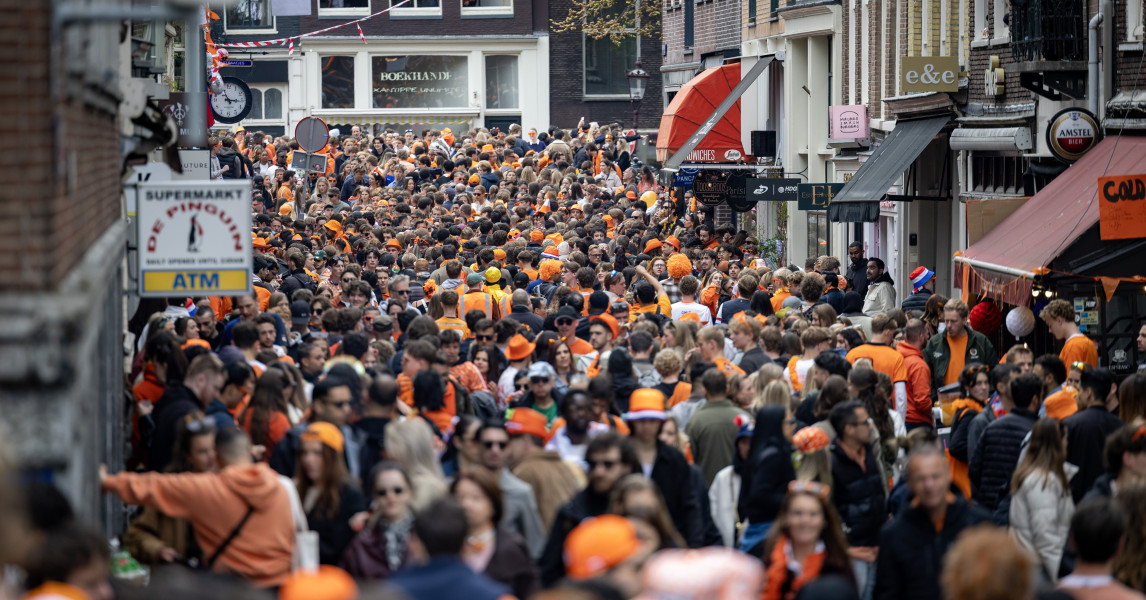 Gemeente Amsterdam: Koningsdag rustiger dan vorig jaar | WNL