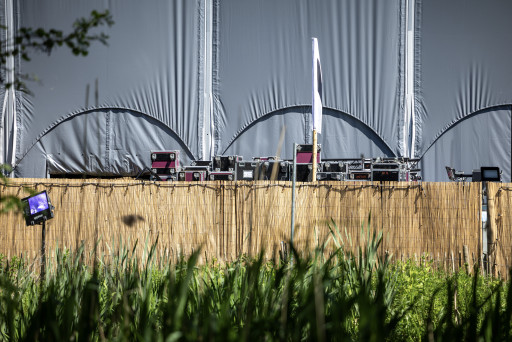 Het gesloten terrein van housefestival Music On, dat op het laatste moment werd afgelast omdat de gemeente de vergunning introk.