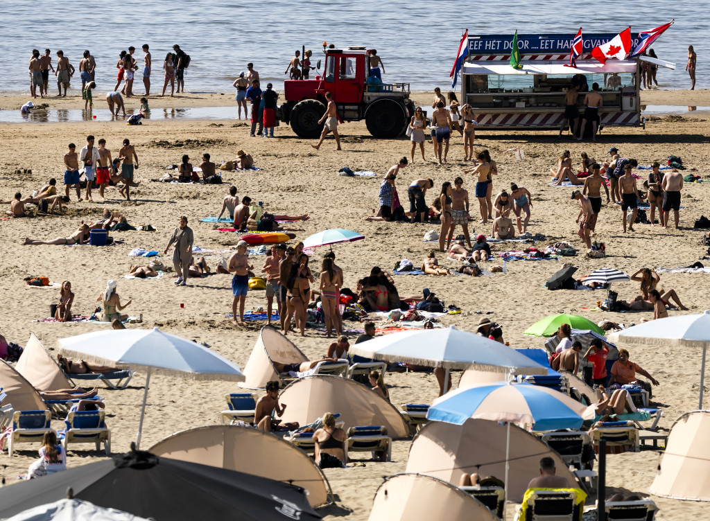 Zandvoort is veiligheidsrisicogebied na onrustig weekend: 'Groepen jongeren keren zich tegen het gezag'