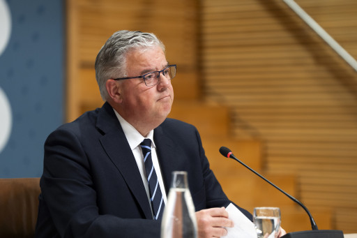 Hubert Bruls tijdens de openbare verhoren van de parlementaire enquêtecommissie over het coronabeleid.