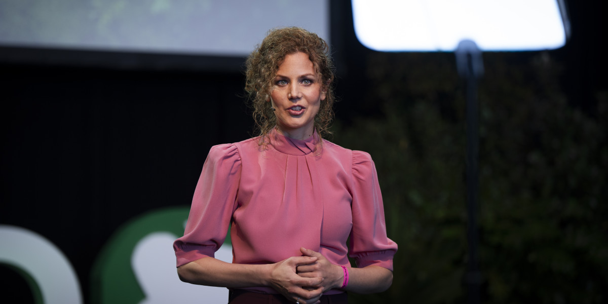 Nieuwe PvdD-leider Teunissen wil opkomen voor dieren én mensen