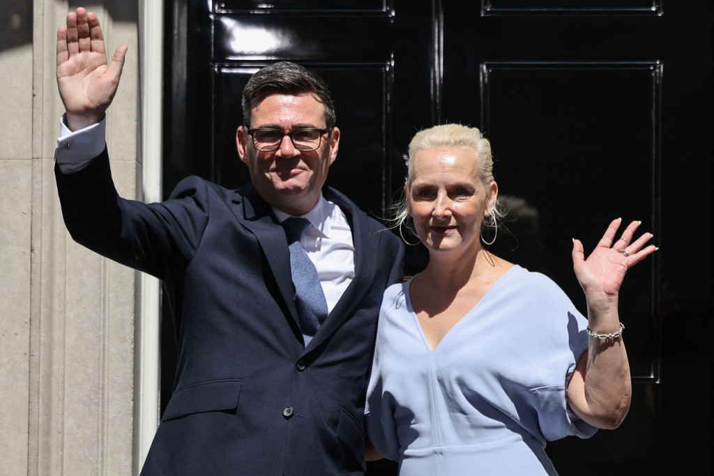 Linksere Burnham moet Labour uit het slop trekken: 'Engeland is toe aan radicale verandering'