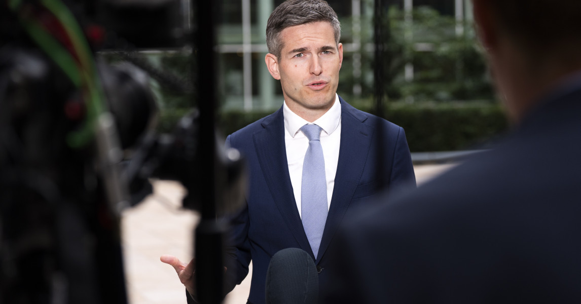 Minister Berendsen steunt oproep WRR: 'We moeten onze eigen veiligheid ...