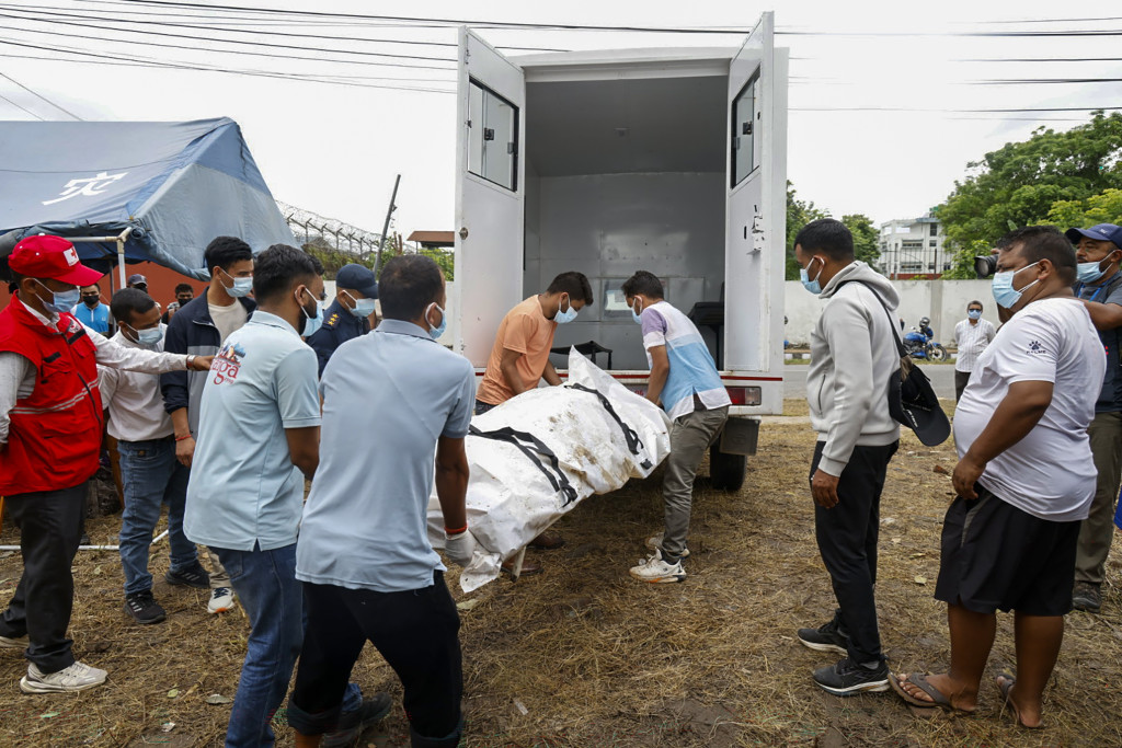 Duizenden vermisten na ramp Nepal: 'Mensen staan machteloos'