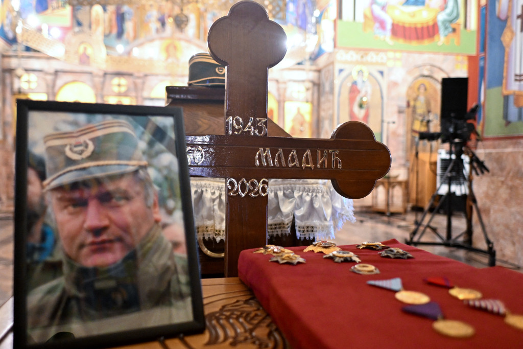 Onder druk van EU krijgt Ratko Mladic geen staatsbegrafenis: 'Nog steeds populair onder een groot deel van de bevolking'