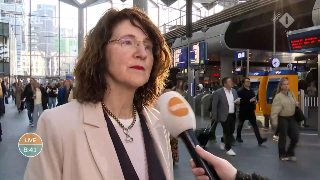 Staatssecretaris van Infrastructuur en Waterstaat Annet Bertram.