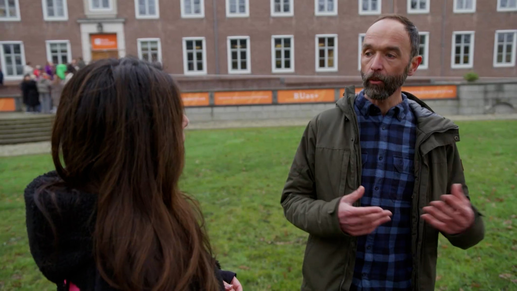 Eke Eijgelaar, onderzoeker Duurzaam Toerisme, in Stand van Nederland: Generatie Next.