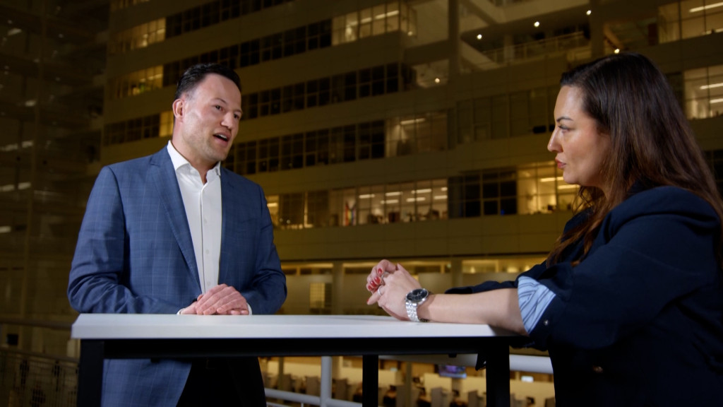 Roy Hofkamp en Elif Isitman in Stand van Nederland.