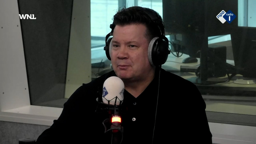 Sportmarketeer Bob van Oosterhout in Stand van Nederland op NPO Radio 1.