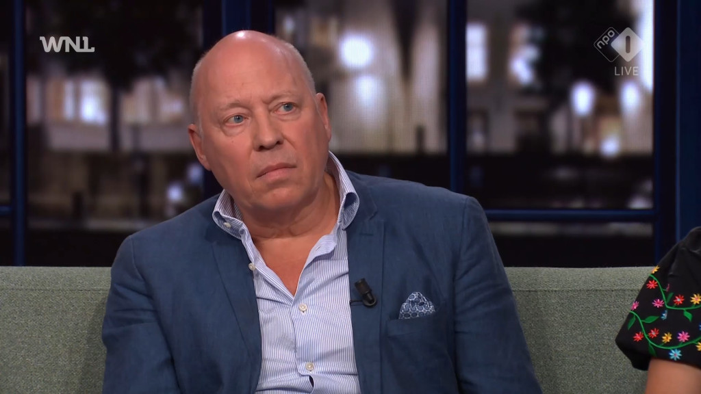 Pieter Waterdrinker in Goedenavond Nederland.