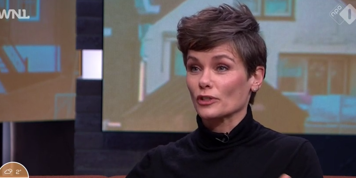 Angela Schijf nodigt Sonja Barend uit na ophef: 'Kom kijken naar onze voorstelling'