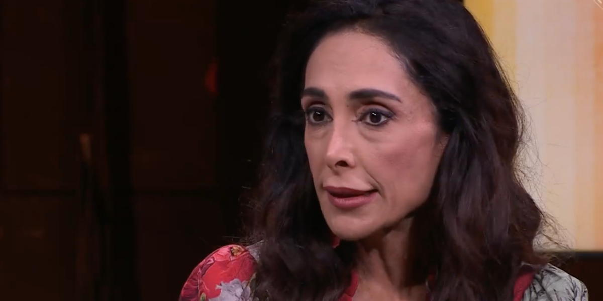 Gevluchte Iraniër Darya Safai: 'Wij moesten over Europese vlaggen wandelen en scanderen: Down with A