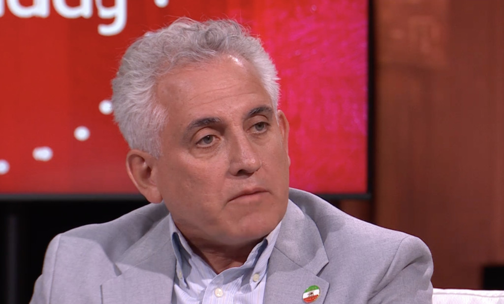 Vrijheid van meningsuiting onder grote druk, stelt schrijver Keyvan Shahbazi: 'Moralisme hangt als zwaard boven elke discussie'