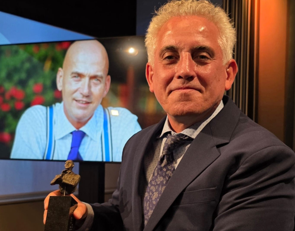 Keyvan Shahbazi met de Pim Fortuynprijs.