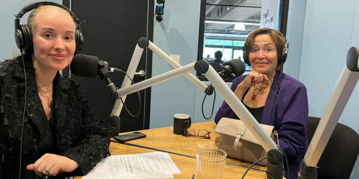 Medium Liesbeth praat met overleden dieren: 'Ik ben een telefooncel waar ze doorheen kunnen blaffen'